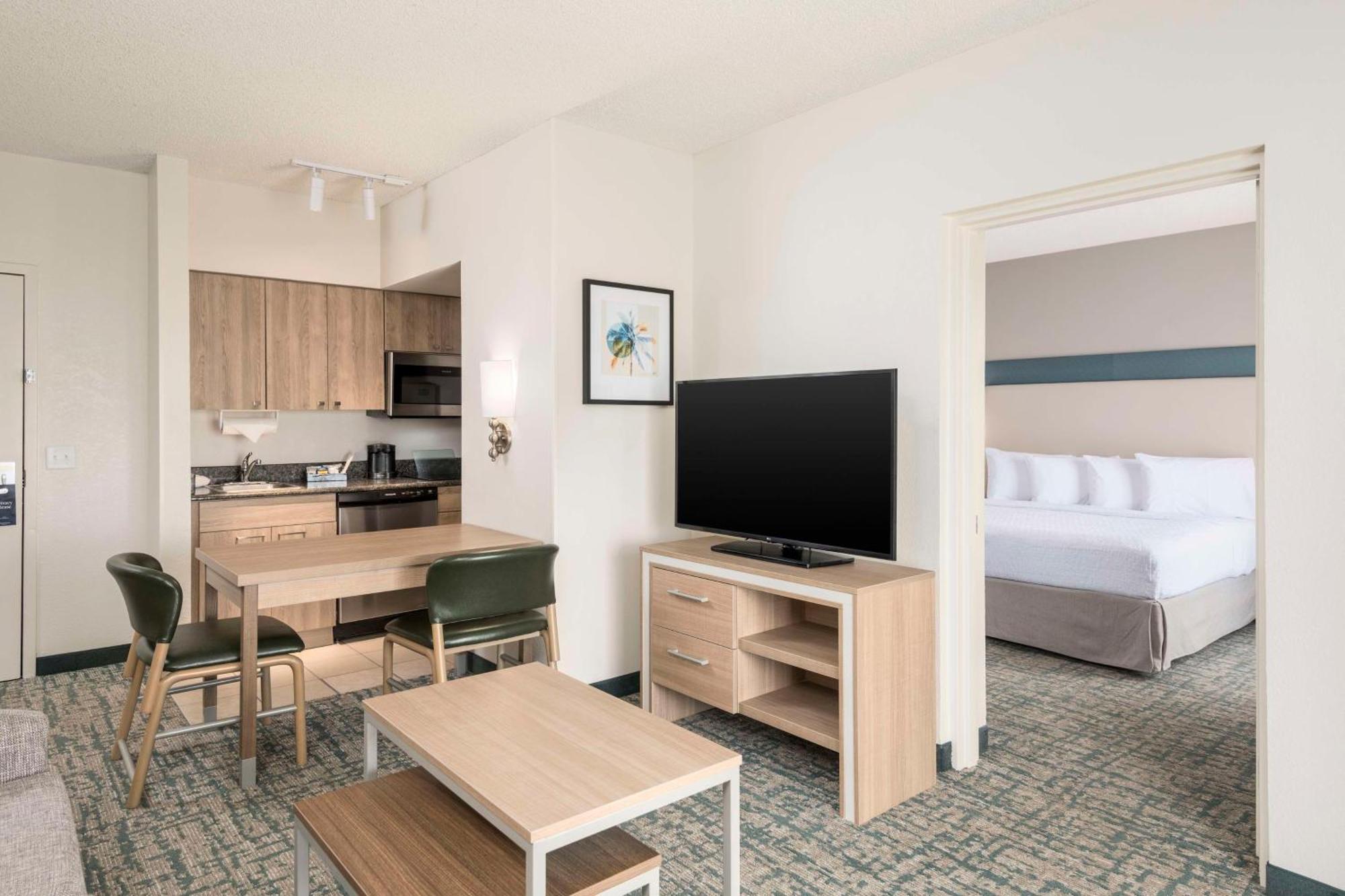 Homewood Suites Miami Airport/Blue Lagoon Exteriör bild
