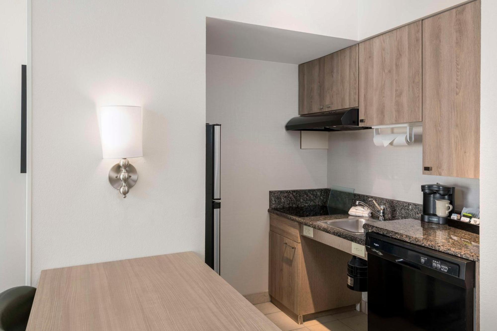 Homewood Suites Miami Airport/Blue Lagoon Exteriör bild