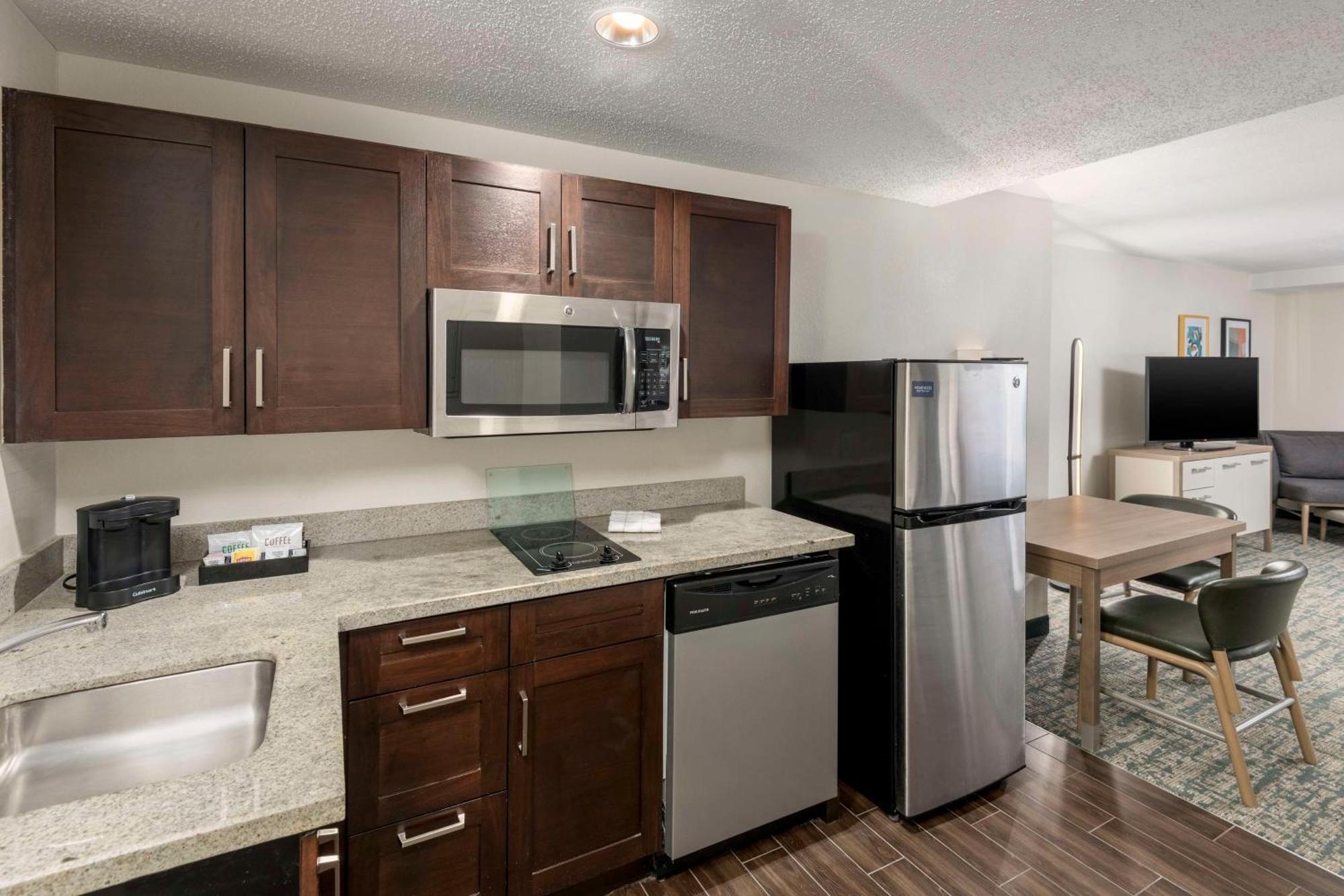 Homewood Suites Miami Airport/Blue Lagoon Exteriör bild